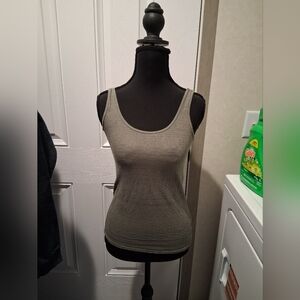 SO The Perfect Tank Size Small Green